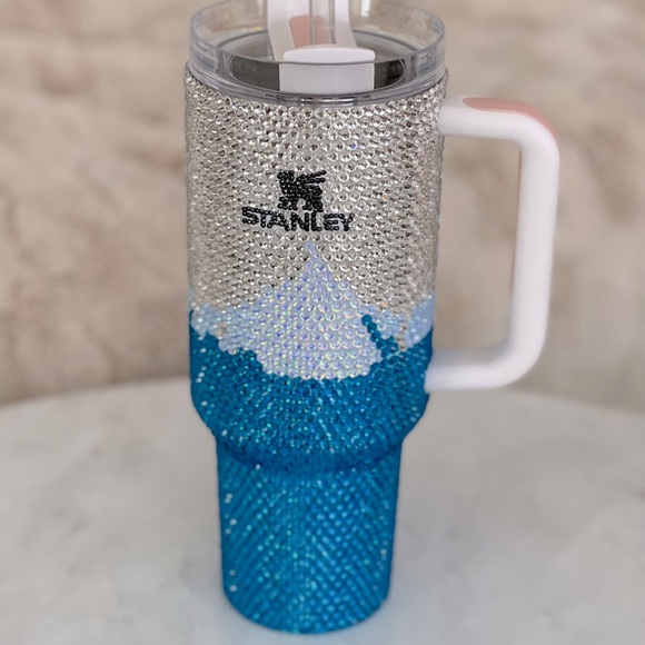 Stanley 40oz Quencher H2.O - Picture 6 of 13